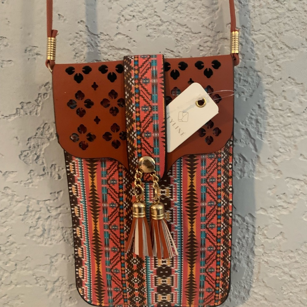 😊New with tags Cell phone Crossbody bag with clear window color brown